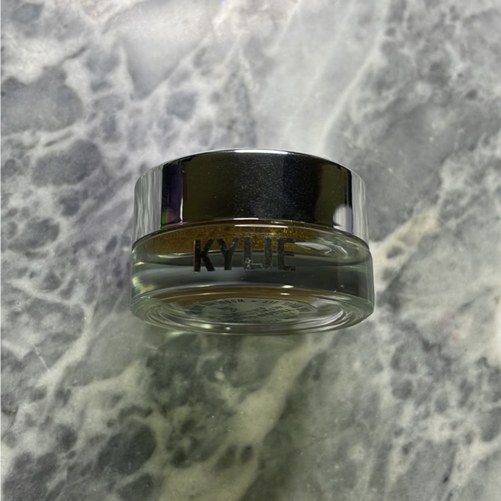 Kylie Cosmetics Eyeshadow Pot Yellow Gold